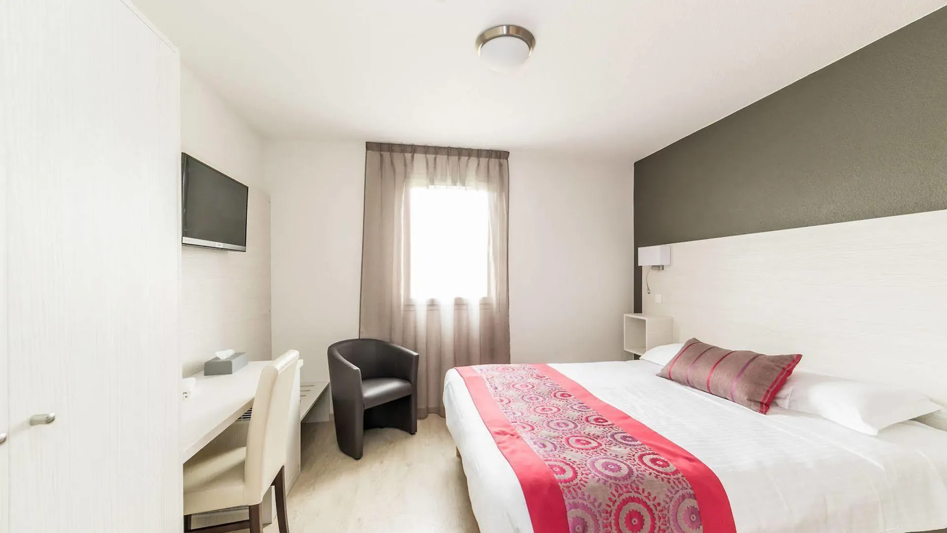 The Originals Boutique, Hotel Les Quatre Salines, Le Mont Saint-Michel Sud Roz-sur-Couesnon