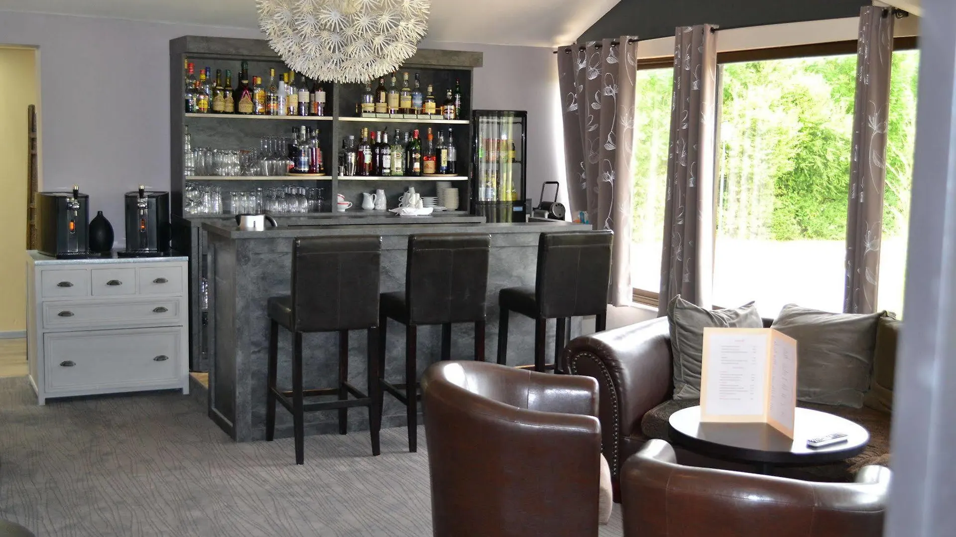 The Originals Boutique, Hotel Les Quatre Salines, Le Mont Saint-Michel Sud Roz-sur-Couesnon