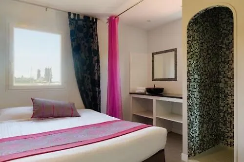 The Originals Boutique, Hotel Les Quatre Salines, Le Mont Saint-Michel Sud Roz-sur-Couesnon