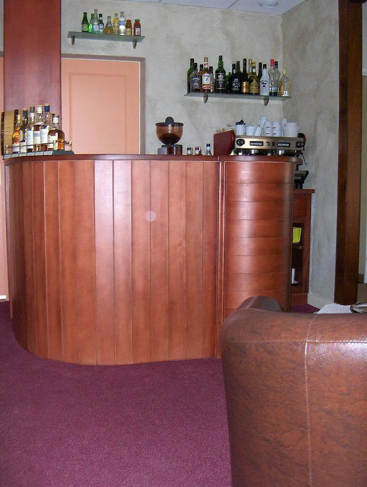 The Originals Boutique, Hotel Les Quatre Salines, Le Mont Saint-Michel Sud Roz-sur-Couesnon