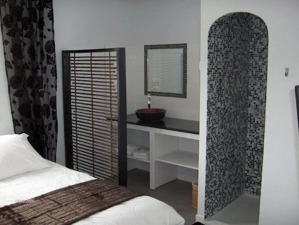 ***  The Originals Boutique, Hotel Les Quatre Salines, Le Mont Saint-Michel Sud Roz-sur-Couesnon Frankrig